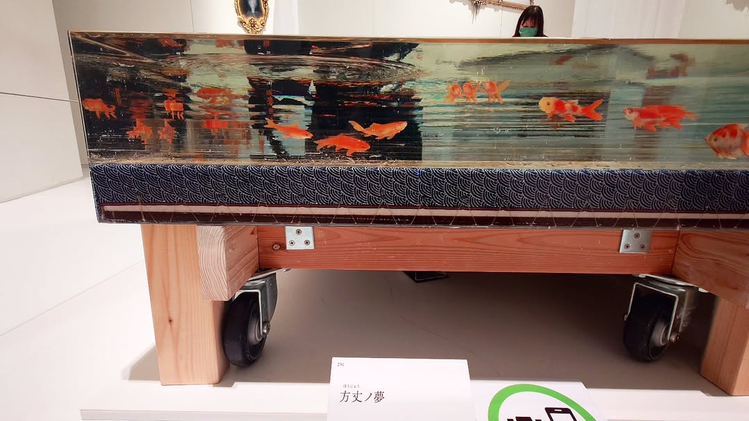 ｢深堀隆介展 水面のゆらぎの中へ｣
