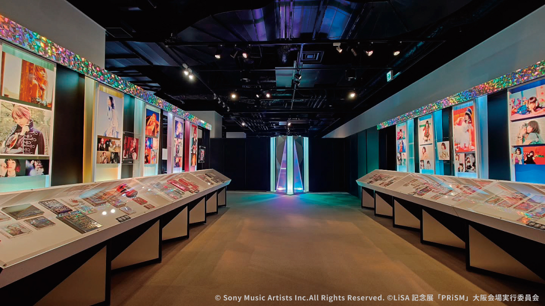 LiSA初の大規模展覧会｢LiSA PRiSM ～LiFE is Soulful Artwork～｣大阪で開幕