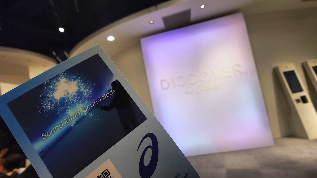 「DISCOVER. by ASICS」