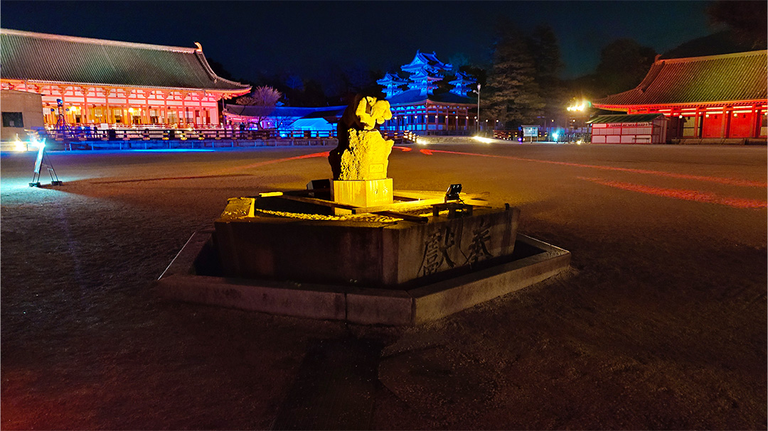 NAKED meets 二条城